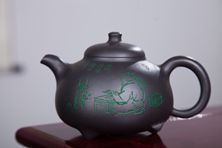 宜兴紫砂壶 | 乳鼎_泥料：紫泥捂灰_容量：380cc