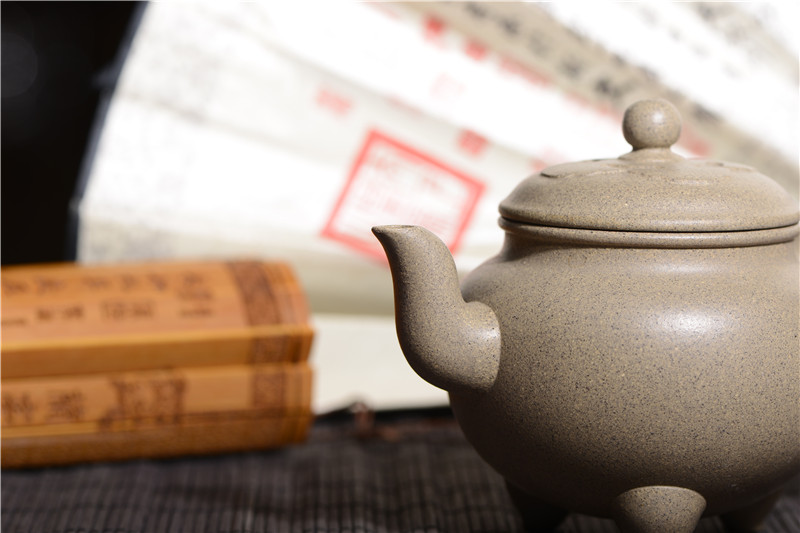 宜兴紫砂壶 | 大彬如意_泥料：本山段泥_容量：300cc