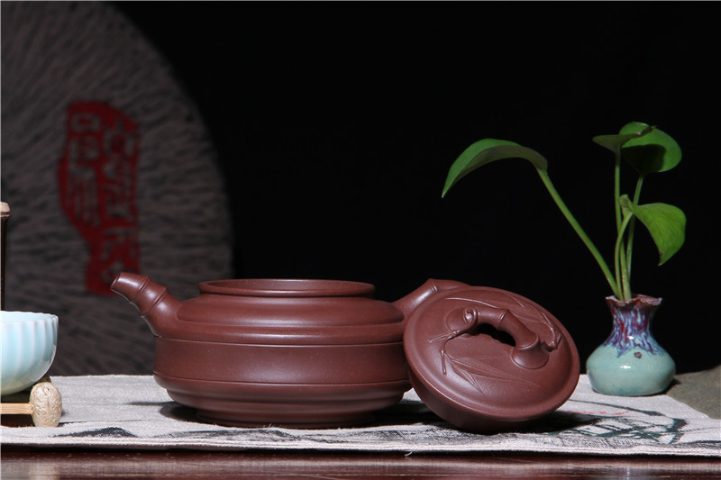 宜兴紫砂壶 | 双线竹鼓_泥料：紫泥_容量：330cc