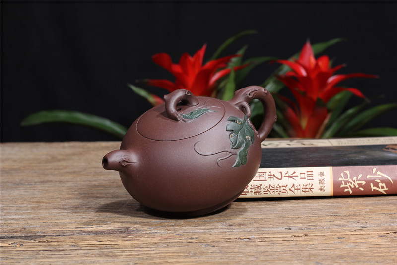 宜兴紫砂壶 | 春意_泥料：老紫泥_容量：300cc
