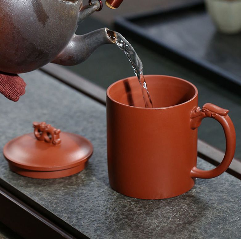 宜兴紫砂杯 | 龙行天下杯_泥料：大红袍_容量：460cc