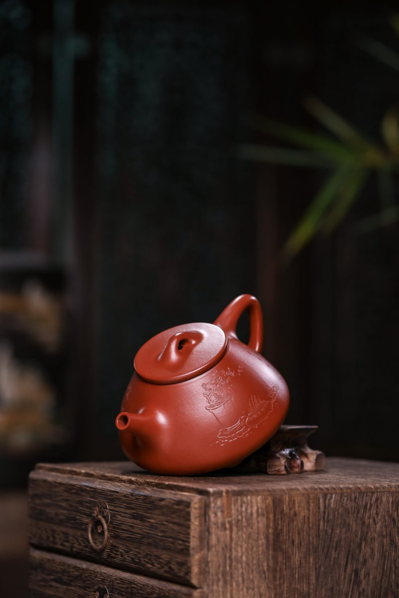 宜兴紫砂壶 I 子冶石瓢_泥料：大红袍_容量：260cc